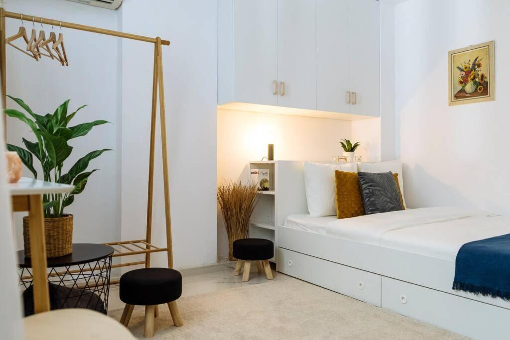 Studio With Private Terrace Next To Cismigiu Bukares Bagian luar foto